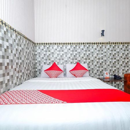 Oyo 3125 Hotel Taman Sari Semarang Ngoại thất bức ảnh