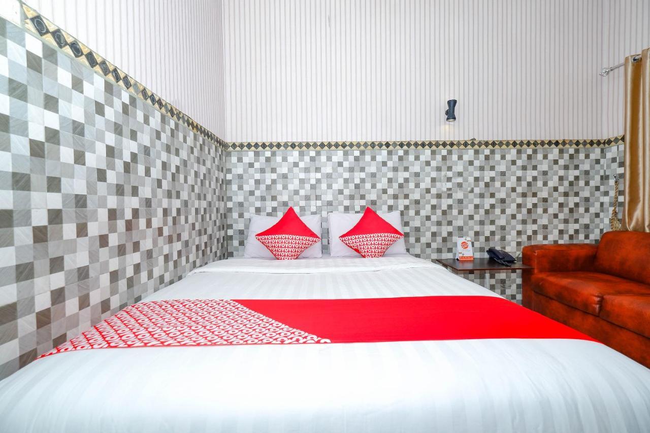 Oyo 3125 Hotel Taman Sari Semarang Ngoại thất bức ảnh